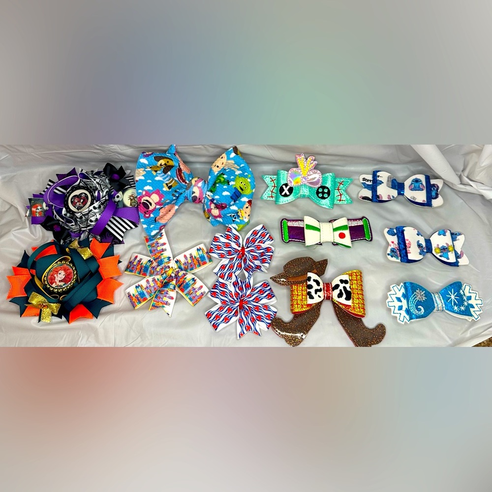 Bundle of 12 DISNEY hair bows TOY STORY, NBC, Stitch, Brave & more!!!!